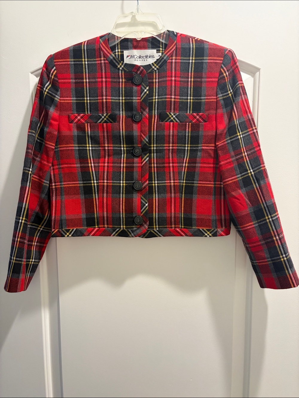 JH COLLECTIBLES Petites Vintage Wool Red  Black Plaid Cropped Preppy Blazer, 2